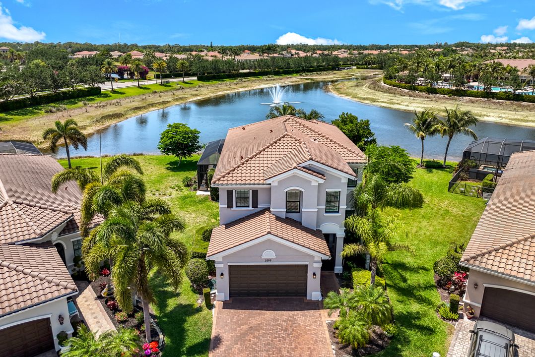 3599 Beaufort Ct, Naples, FL 34119