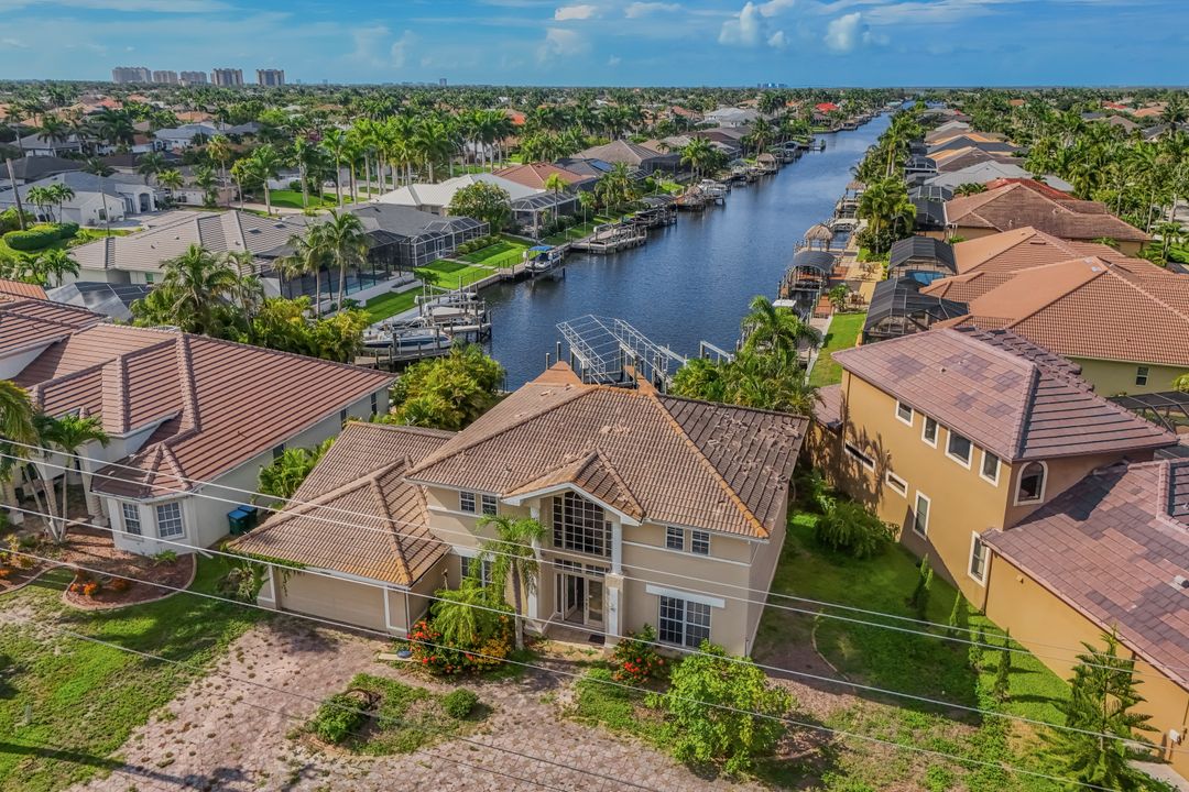 2502 Cape Coral Pkwy W, Cape Coral, FL 33914