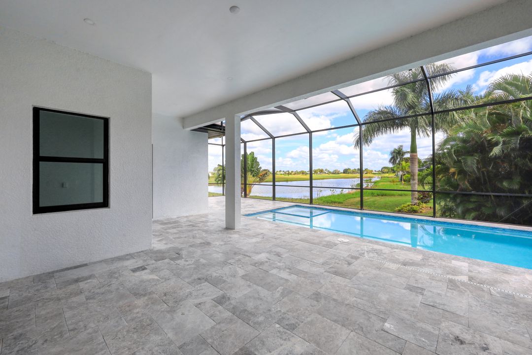 18288 Royal Hammock Blvd, Naples, FL 34114