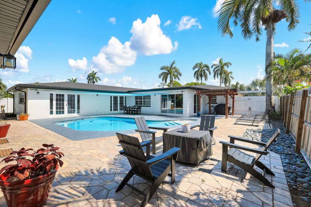 8327 Riviera Ave, Fort Myers, FL 33919