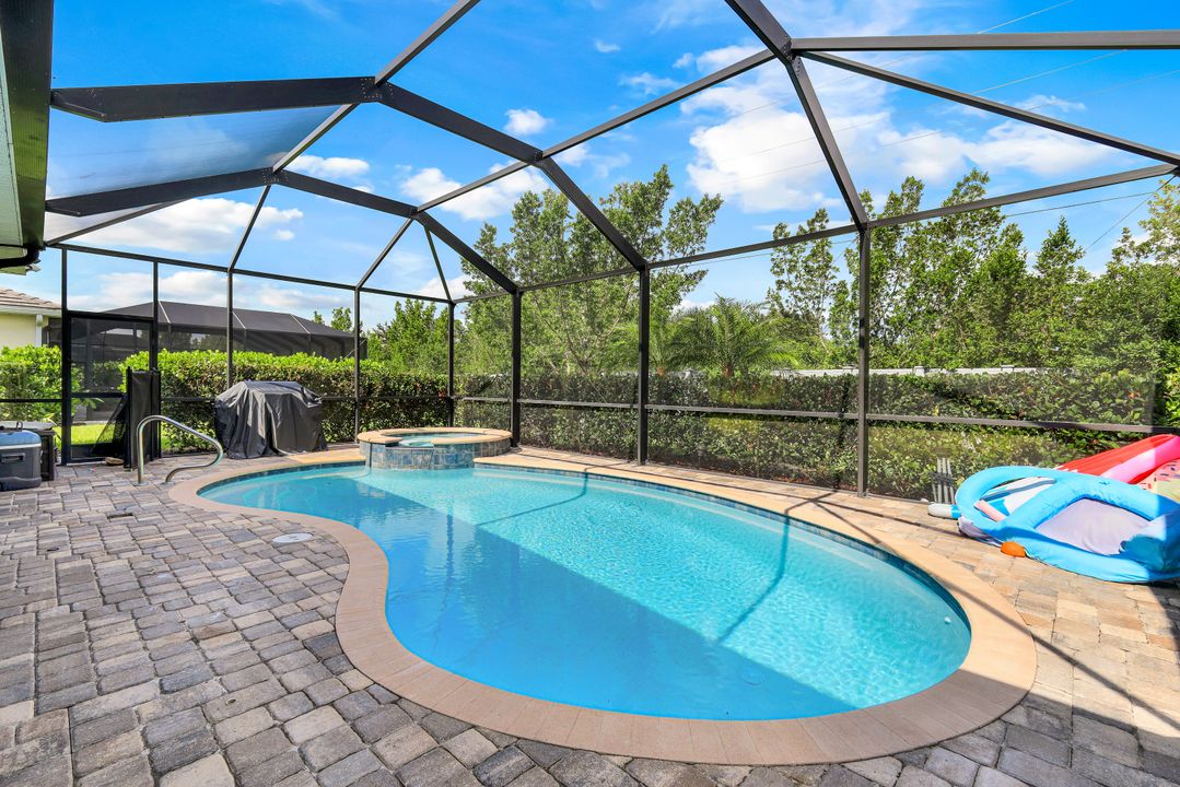 16490 Bonita Landing Cir, Bonita Springs, FL 34135