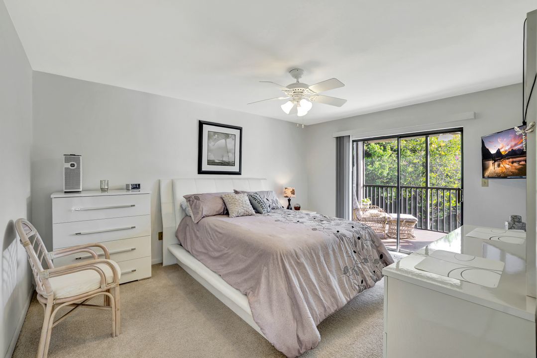 910 Vanderbilt Beach Rd #325, Naples, FL 34108