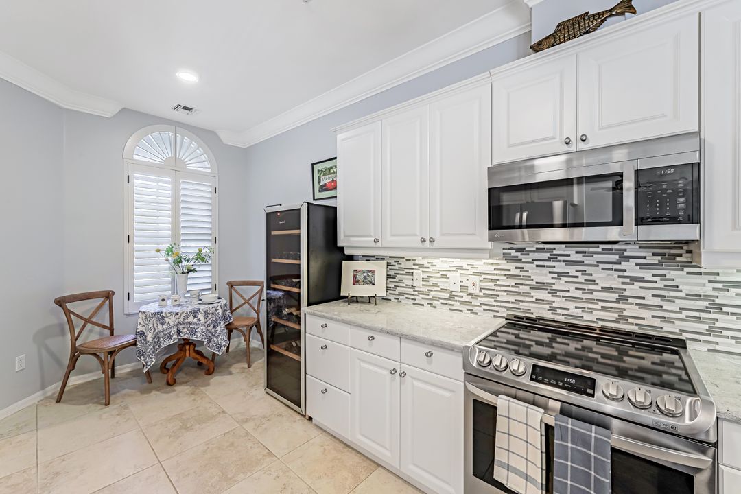 1540 Clermont Dr #F 105, Naples, FL 34109