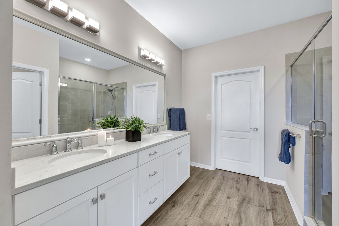 2344 Sheen Ln, Naples, FL 34120