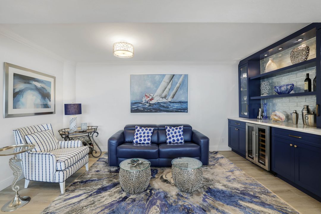 4041 Gulf Shore Blvd N #1705, Naples, FL 34103