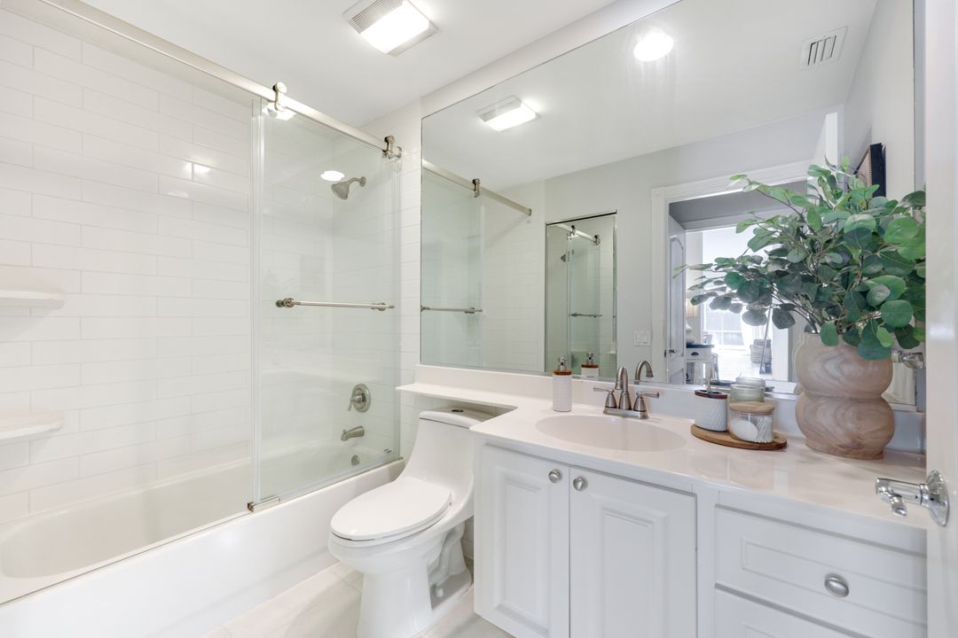 4125 Tabago Ln, Naples, FL 34119