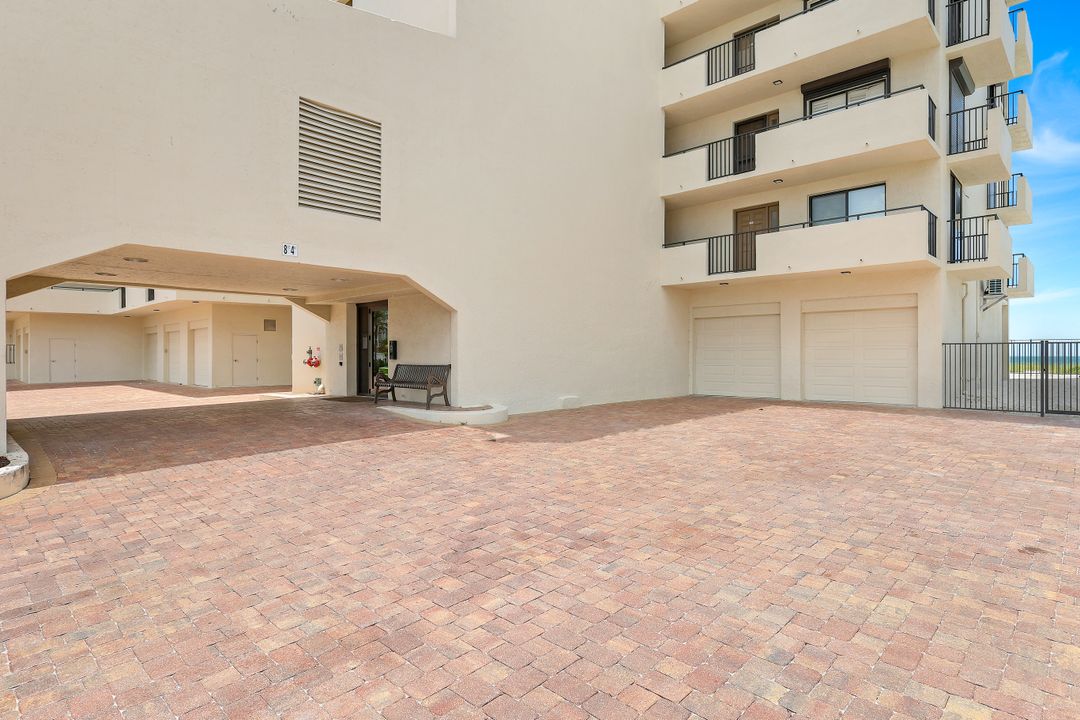 9715 Gulf Shore Dr #702, Naples, FL 34108