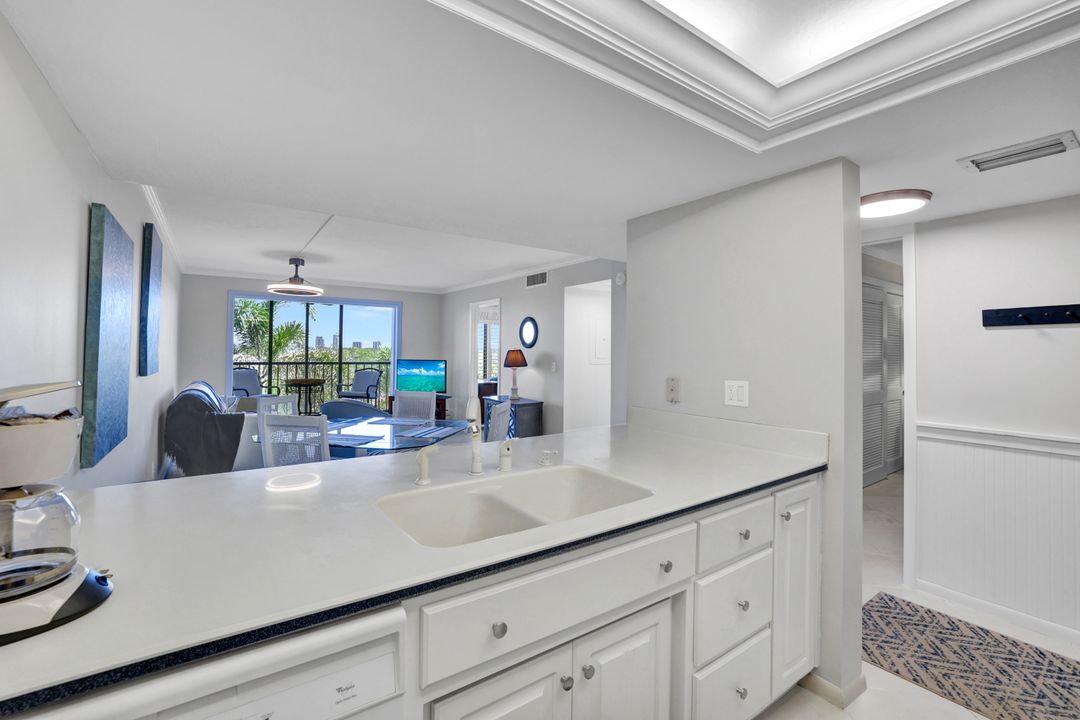 5220 Bonita Beach Rd SW #204, Bonita Springs, FL 34134