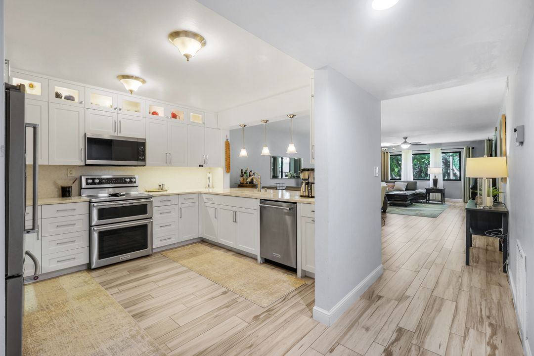9901 Sunset Cove Ln #222, Fort Myers, FL 33919
