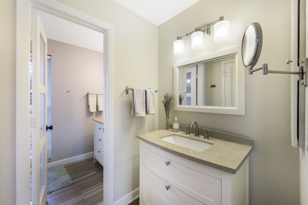 345 Henderson Ct, Marco Island, FL 34145