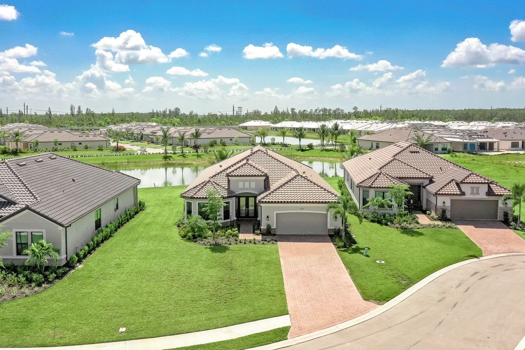 17505 Aquila Ct, Fort Myers, FL 33913