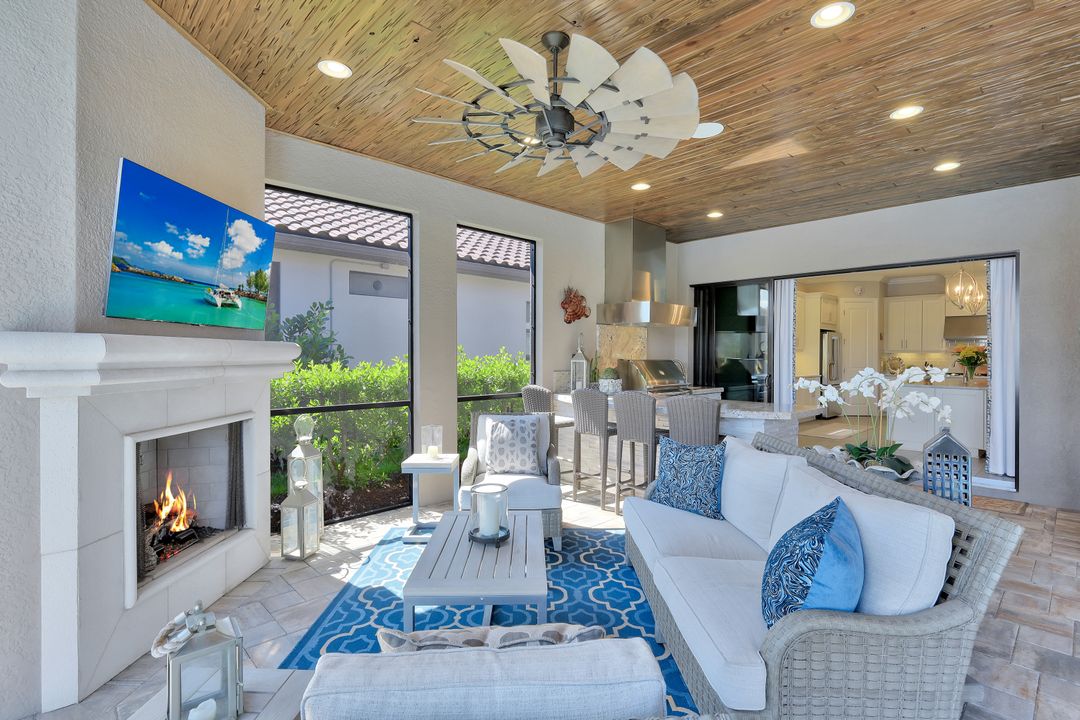 9410 Galliano Ter, Naples, FL 34119