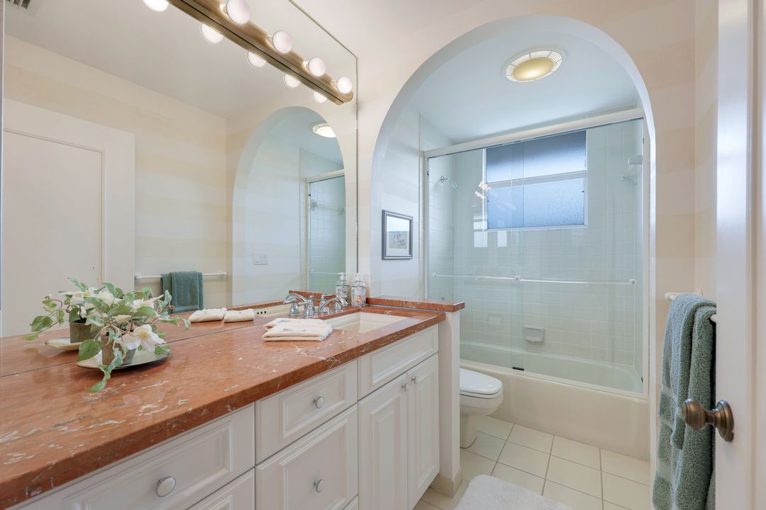 3762 Haldeman Creek Dr, Naples, FL 34112