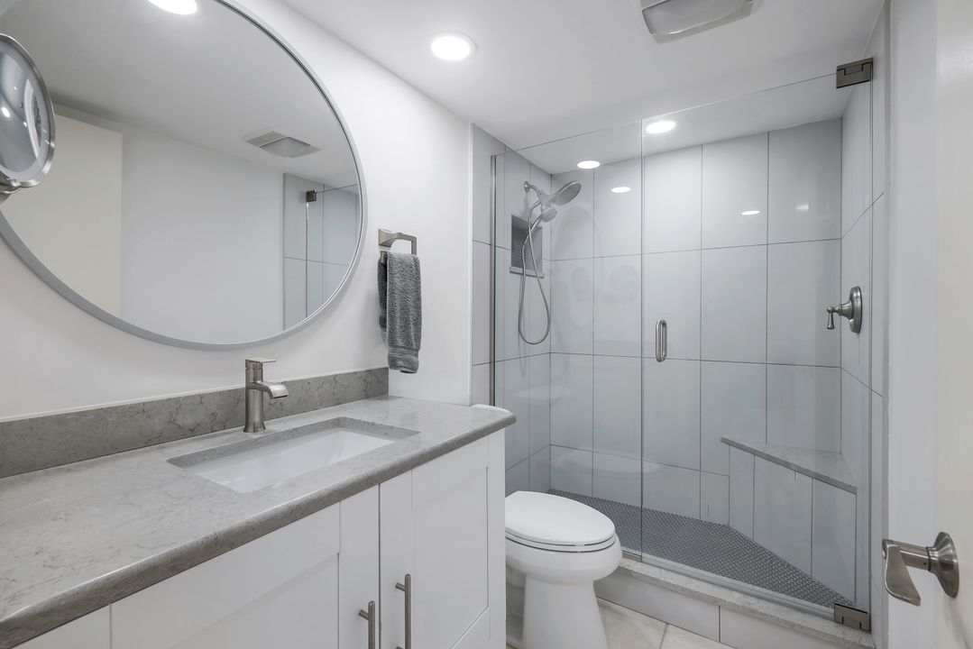 4253 Bay Beach Ln #4F, Fort Myers Beach, FL 33931