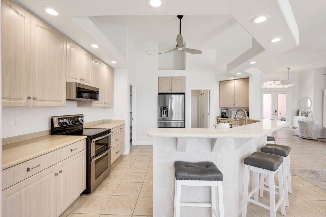 3106 SW 26th Ct, Cape Coral, FL 33914