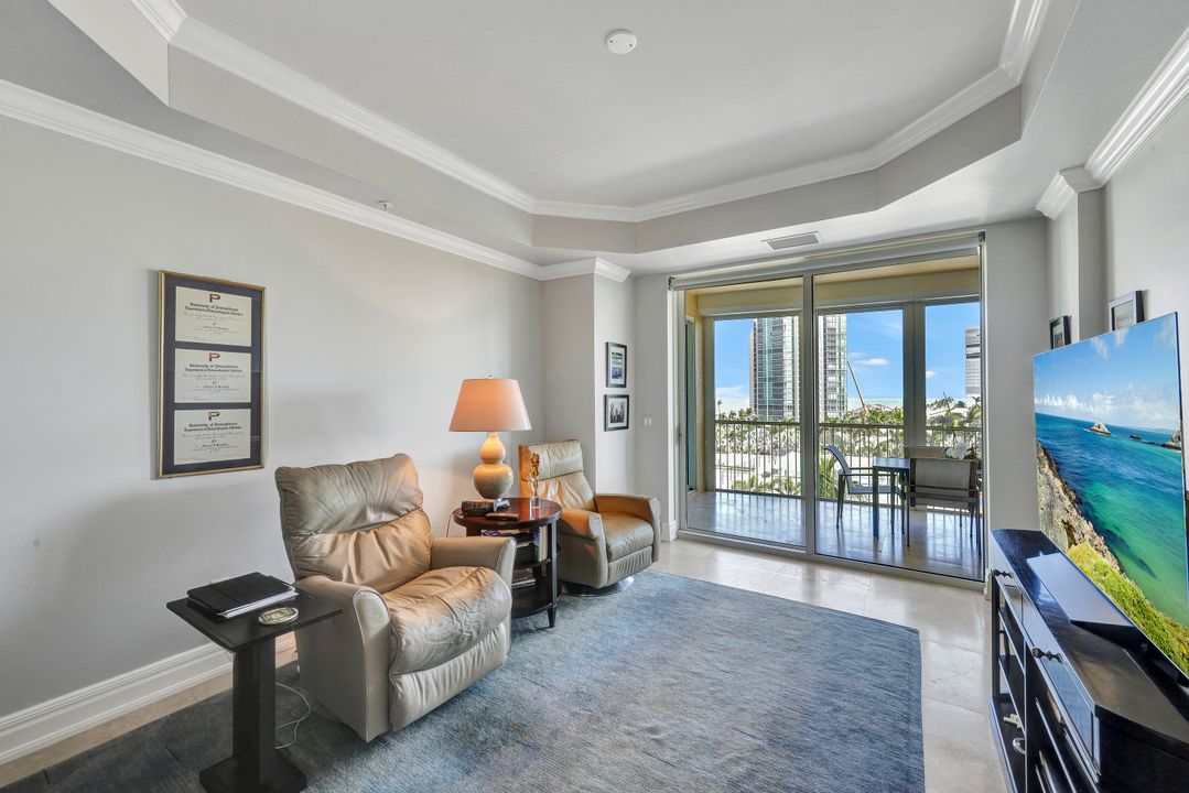 4501 Gulf Shore Blvd N #603, Naples, FL 34103