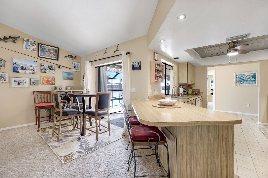 101 SW 50th St, Cape Coral, FL 33914