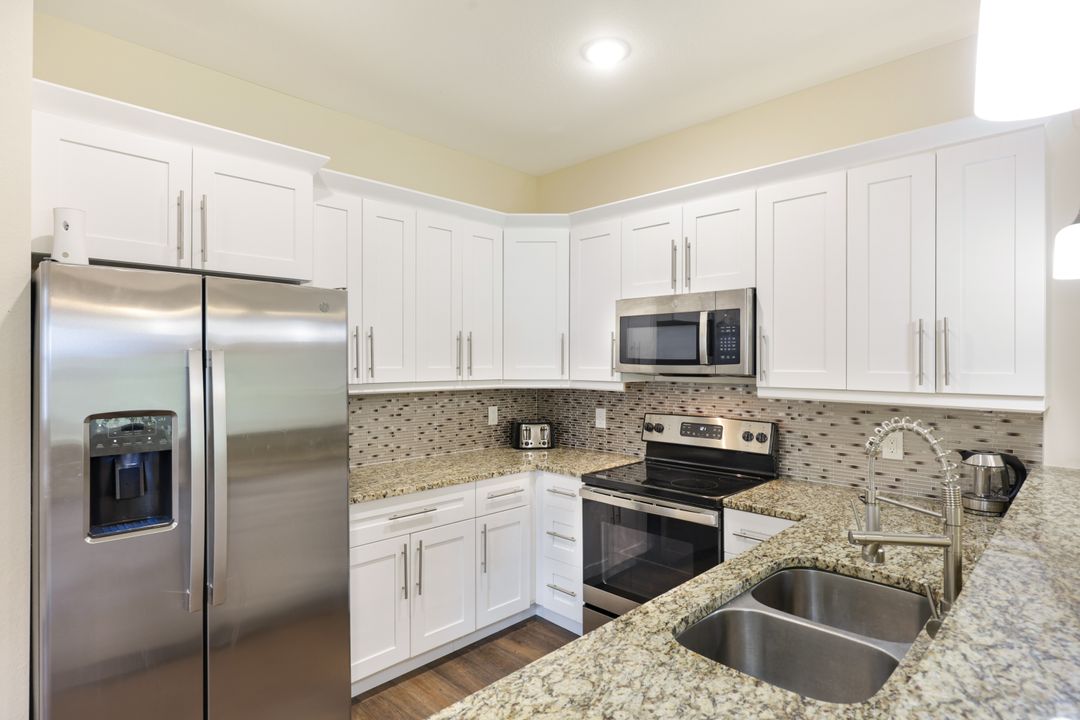2325 Daniel Ave N, Lehigh Acres, FL 33971