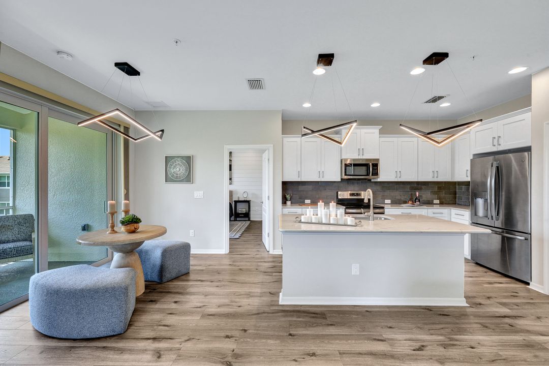 2344 Sheen Ln, Naples, FL 34120