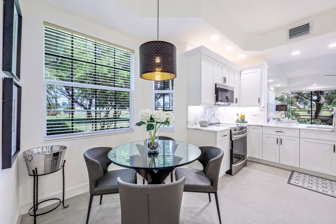 8637 Champions Point #901, Naples, FL 34113