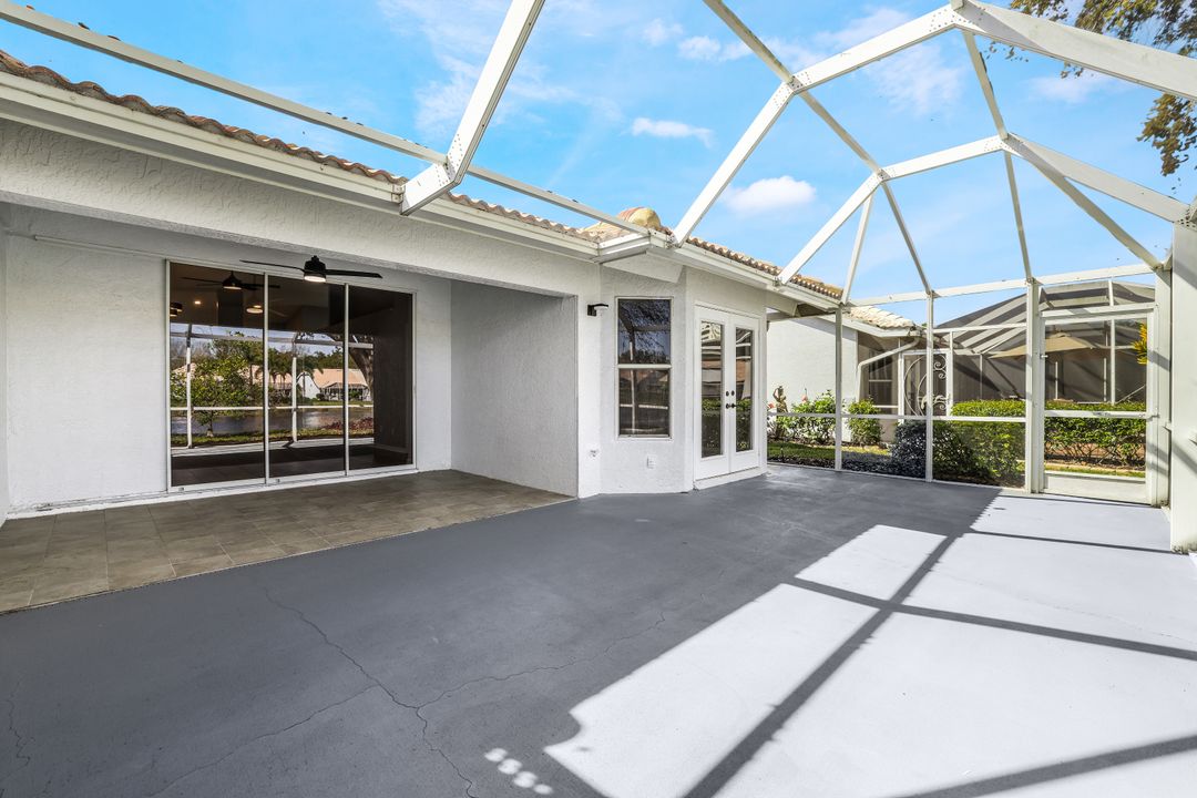 661 Captn Kate Ct, Naples, FL 34110