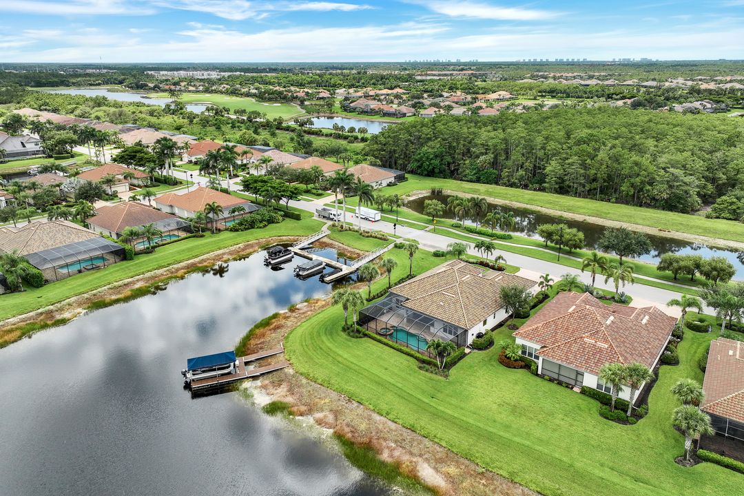 9360 Marble Stone Dr, Naples, FL 34120