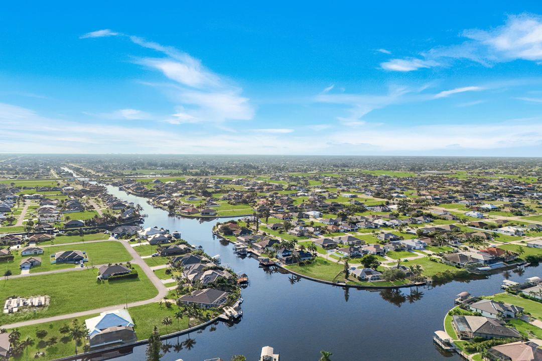 3713 NW 14th St, Cape Coral, FL 33993