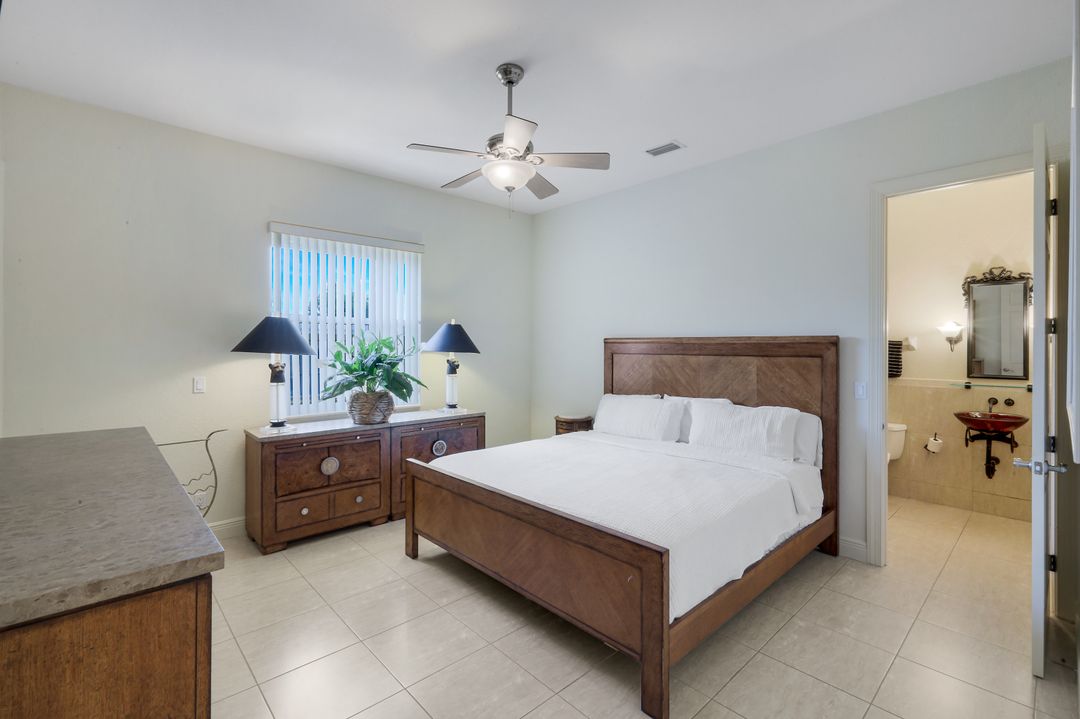 5929 SW 1st Ct, Cape Coral, FL 33914