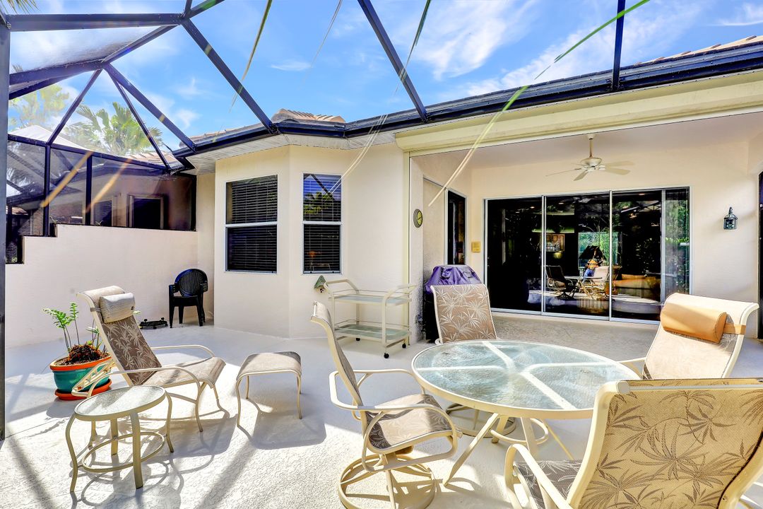 12715 Fox Ridge Dr, Bonita Springs, FL 34135