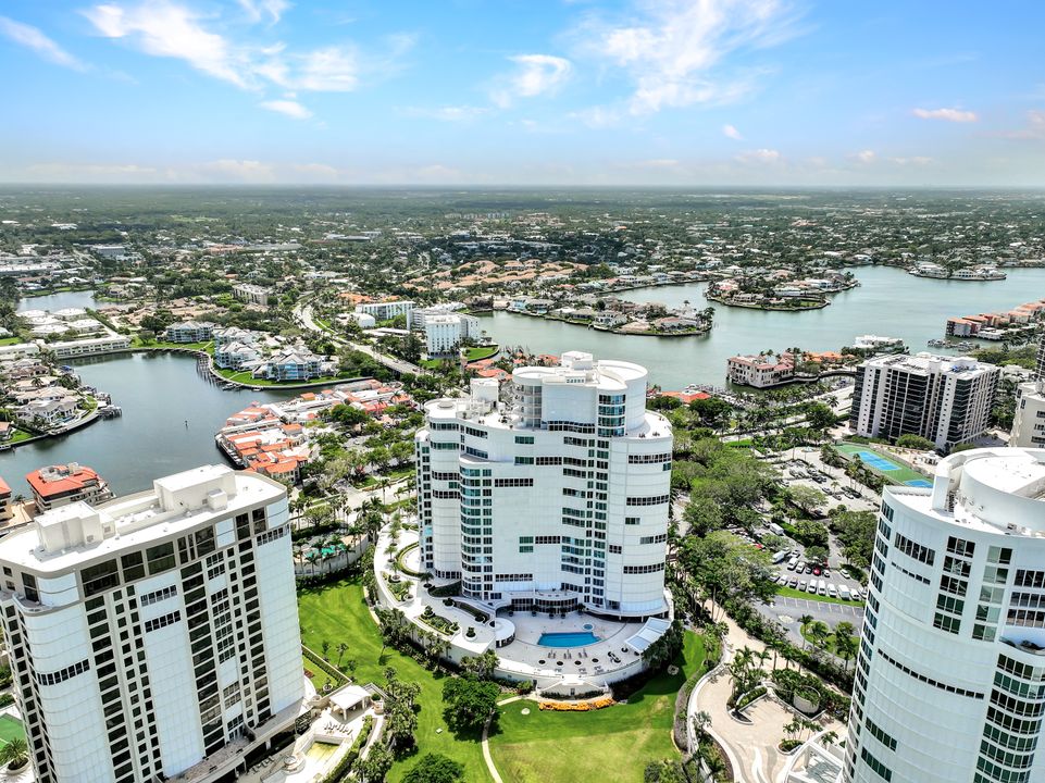 4151 Gulf Shore Blvd N #1604, Naples, FL 34103