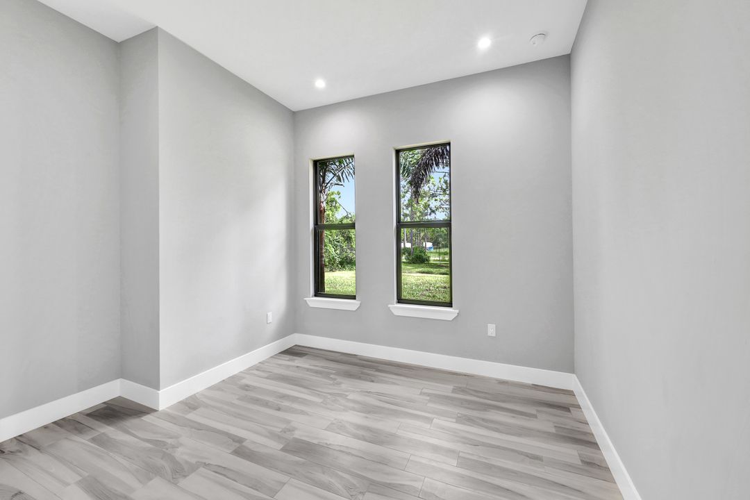 4440 43rd Ave NE, Naples, FL 34120