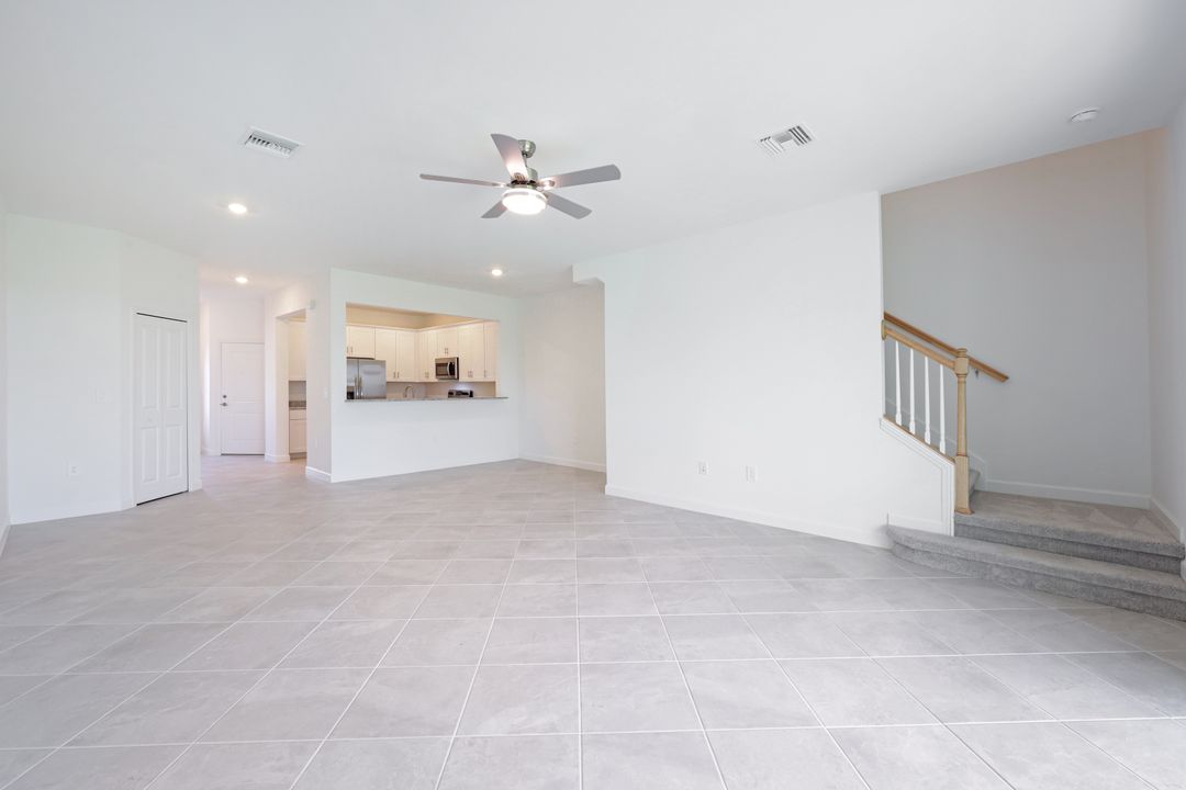 14273 Pine Lodge Ln, Fort Myers, FL 33913