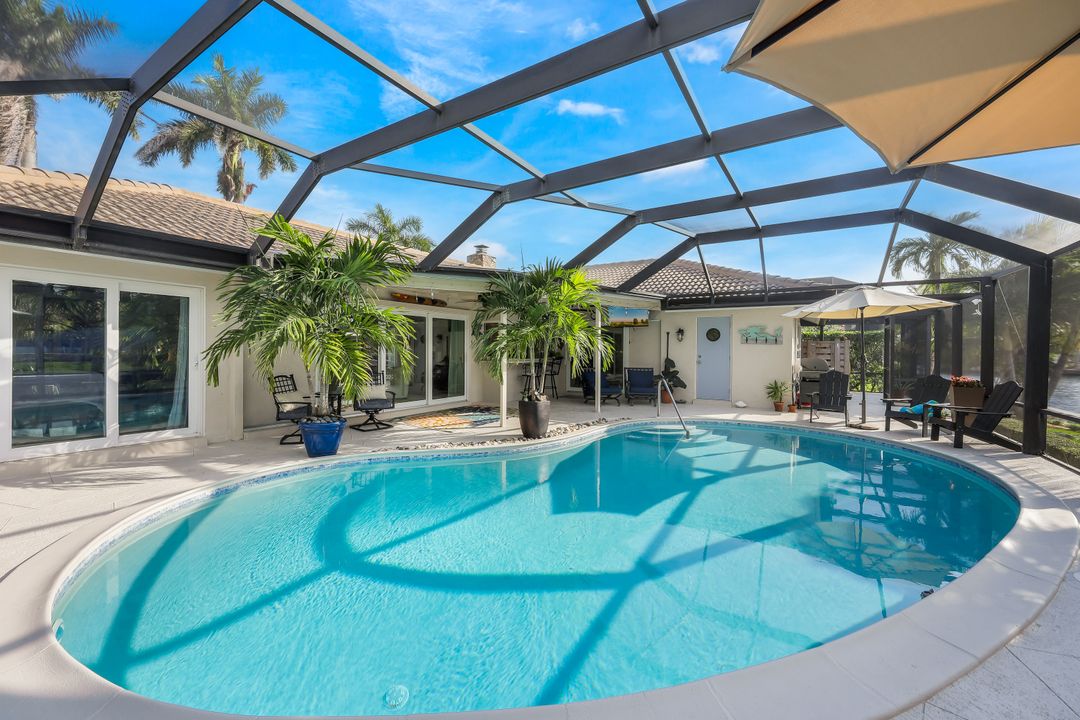 345 Henderson Ct, Marco Island, FL 34145