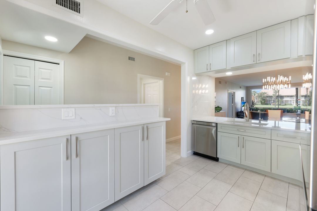 1615 Windy Pines Dr, Naples, FL 34112