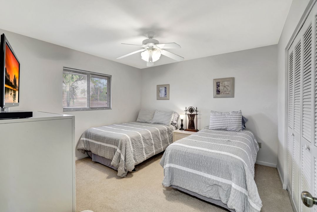 910 Vanderbilt Beach Rd #325, Naples, FL 34108