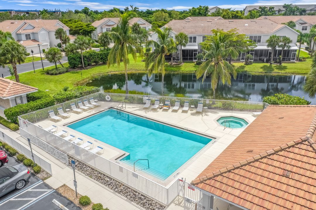 8260 Village Edge Cir  #4, Fort Myers, FL 33919