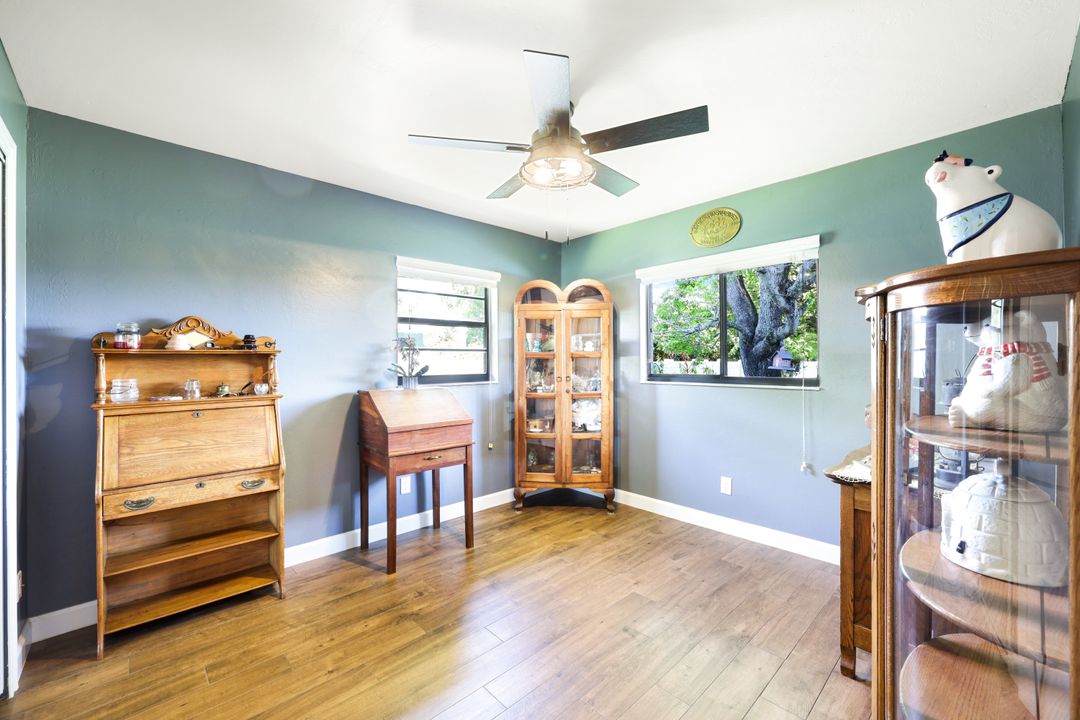 538 SE 1st St, Cape Coral, FL 33990