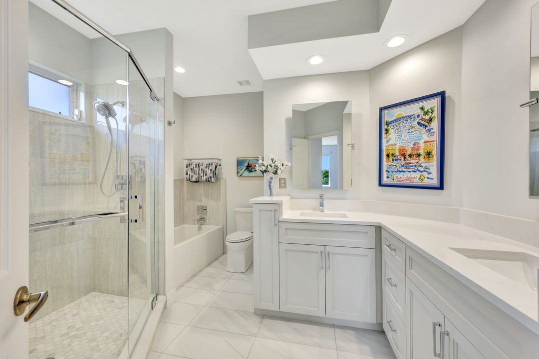 160 Waterside Cir #202, Marco Island, FL 34145