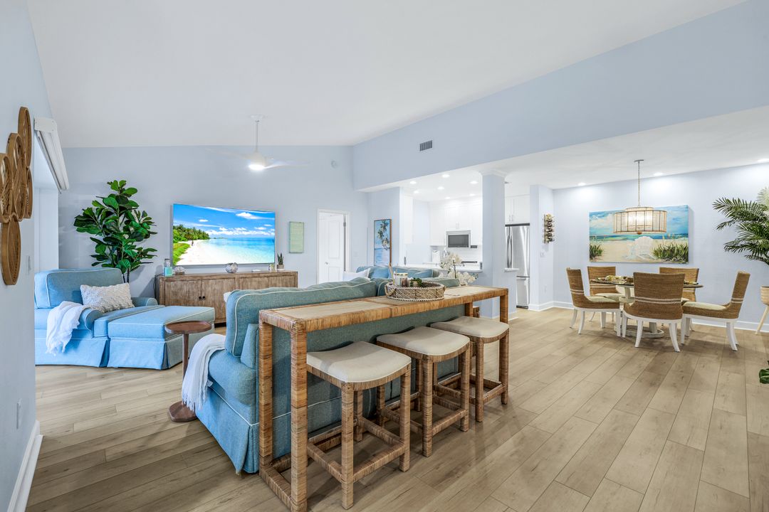 790 Willowbrook Dr #305, Naples, FL 34108