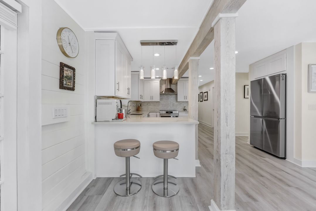 2061 Santa Barbara Blvd, Naples, FL 34116
