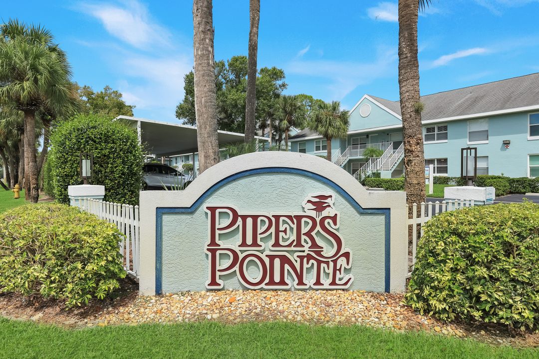 121 Wading Bird Cir #B-103, Naples, FL 34110