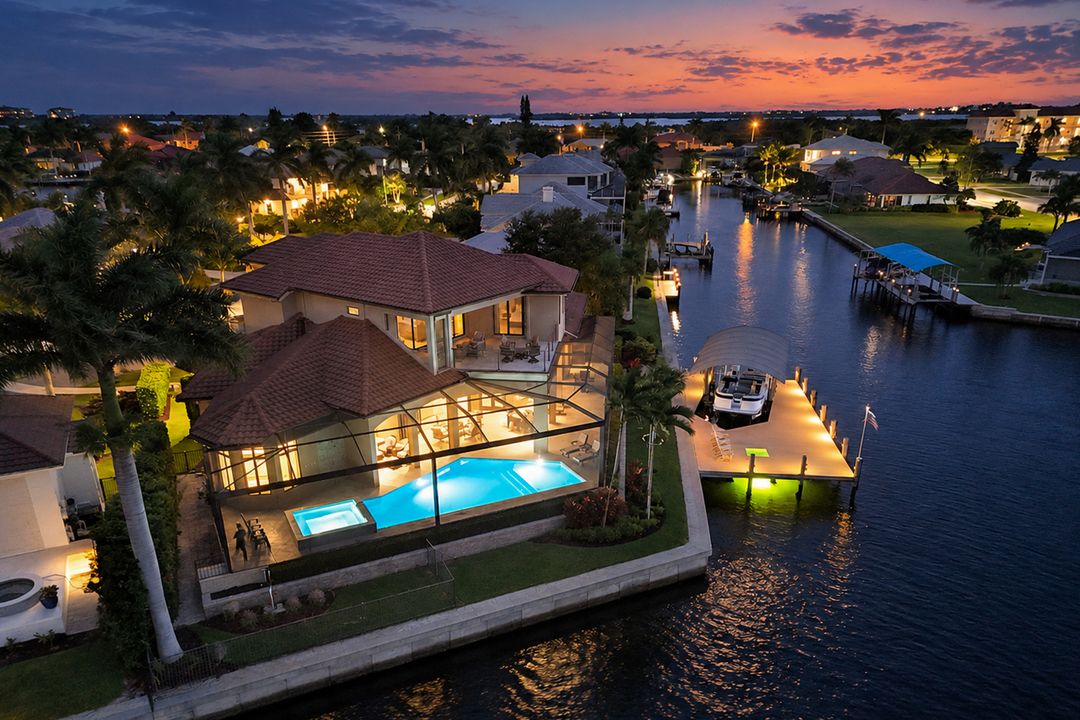80 Anchor Ct, Marco Island, FL 34145