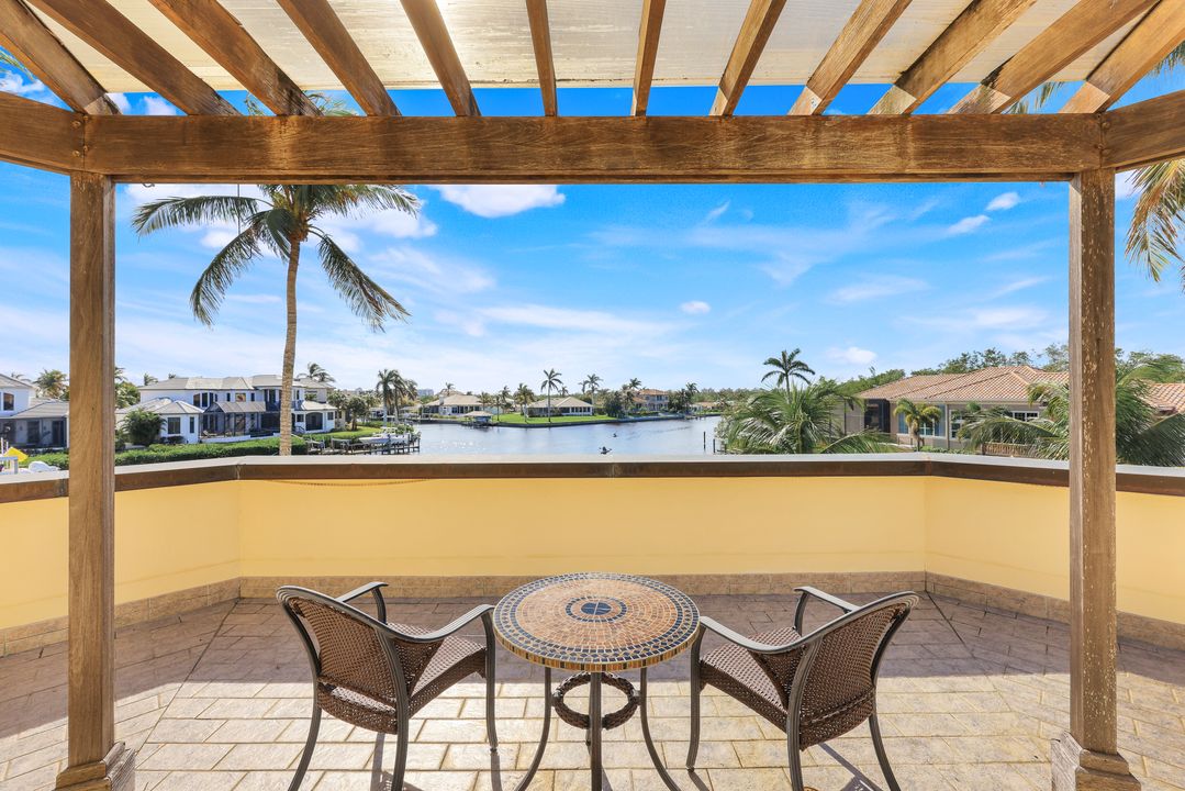 27801 Marina Pointe Dr, Bonita Springs, FL 34134