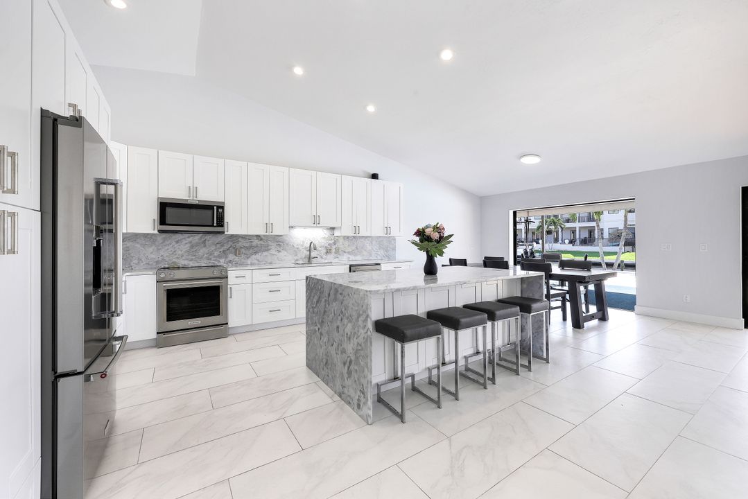 6812 Griffin Blvd, Fort Myers, FL 33908