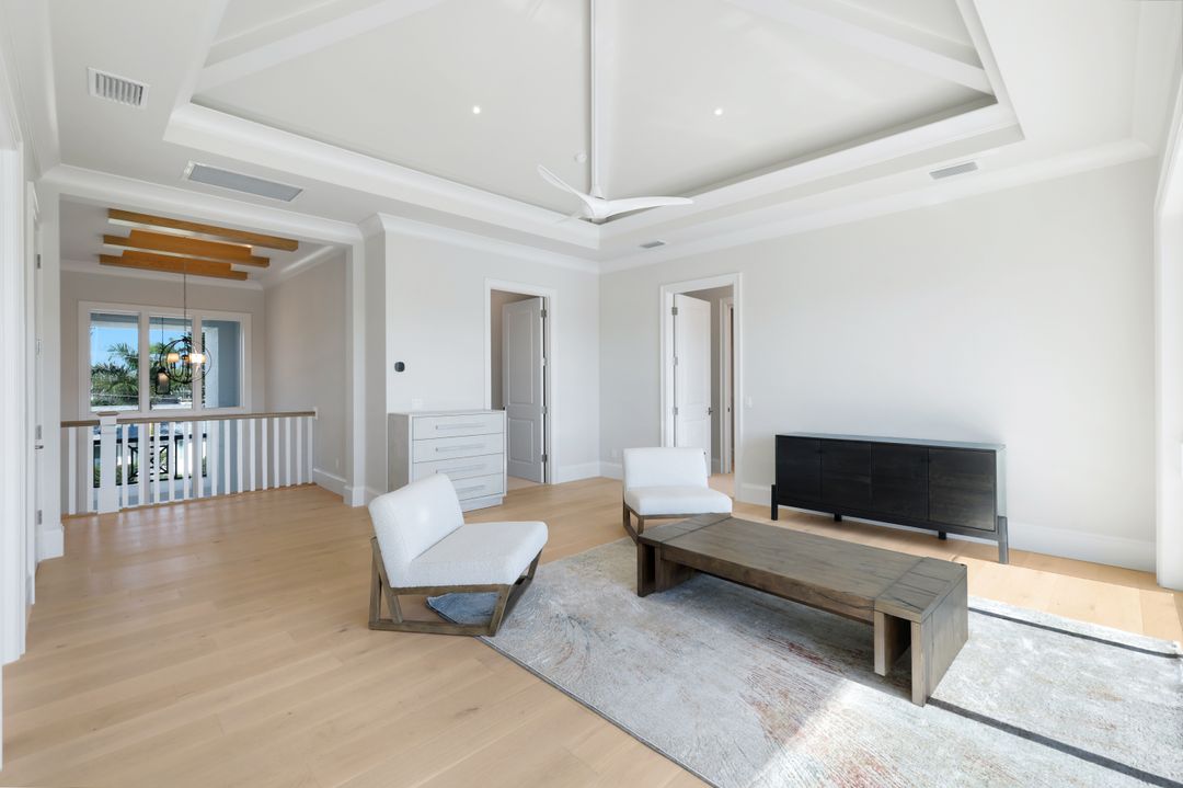 713 Nautilus Ct, Marco Island, FL 34145