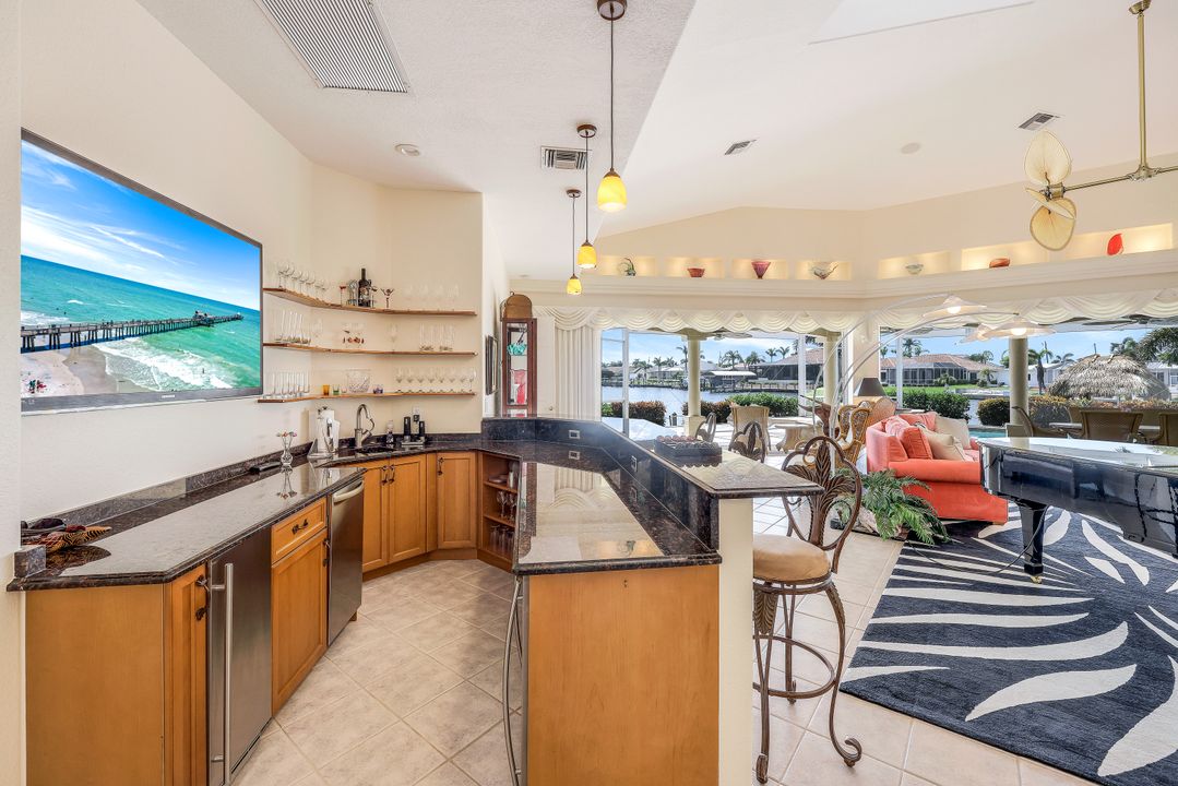 5231 SW 5th Pl, Cape Coral, FL 33914