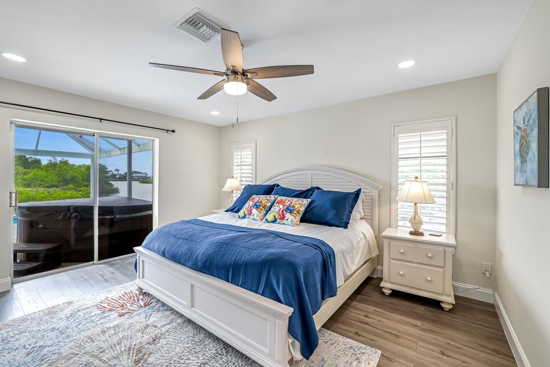 401 Capri Blvd, Naples, FL 34113