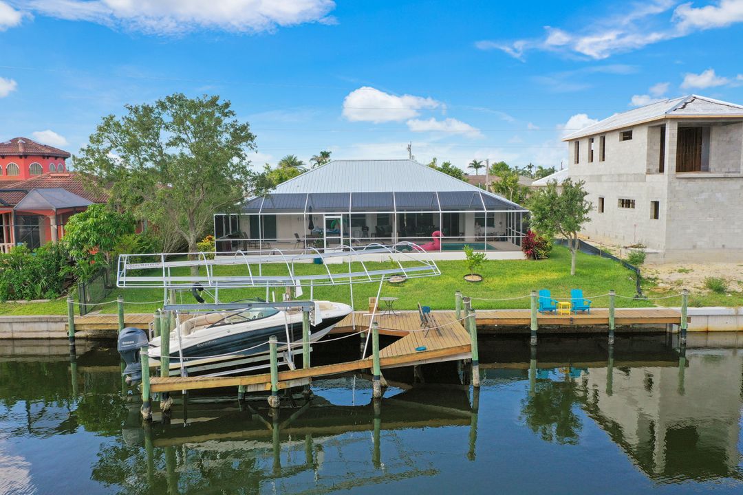 2125 Cape Coral Pkwy W, Cape Coral, FL 33914