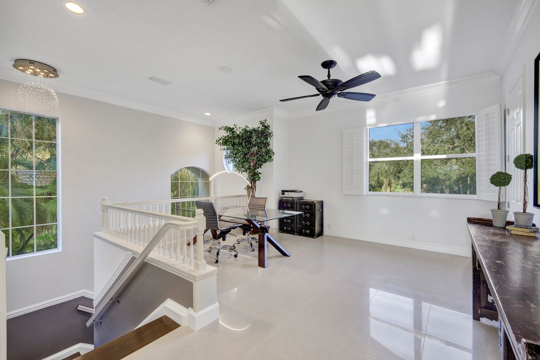 3220 Hamlet Dr #4, Naples, FL 34105