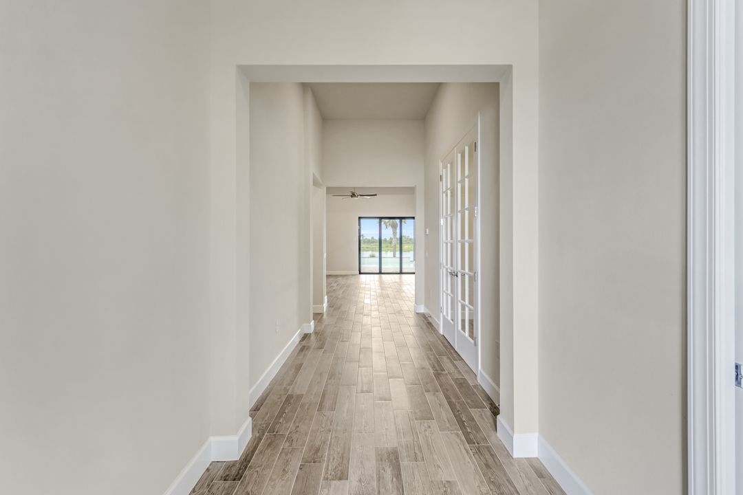 17146 Ashcomb Wy, Estero, FL 33928